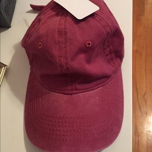 Burgundy baseball cap NWT