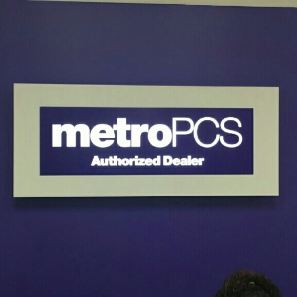 Meet your Posher, Miguel - Picture 1 of 1