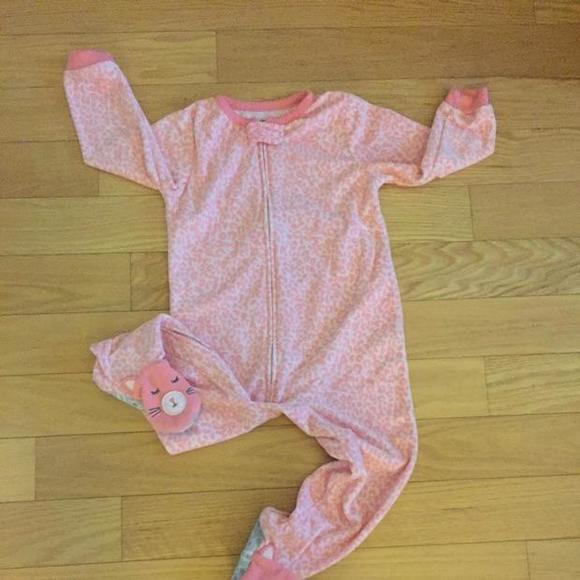 Carter's fleece leopard print footed sleeper size 24 months