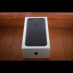 Meet your Posher, Demarco