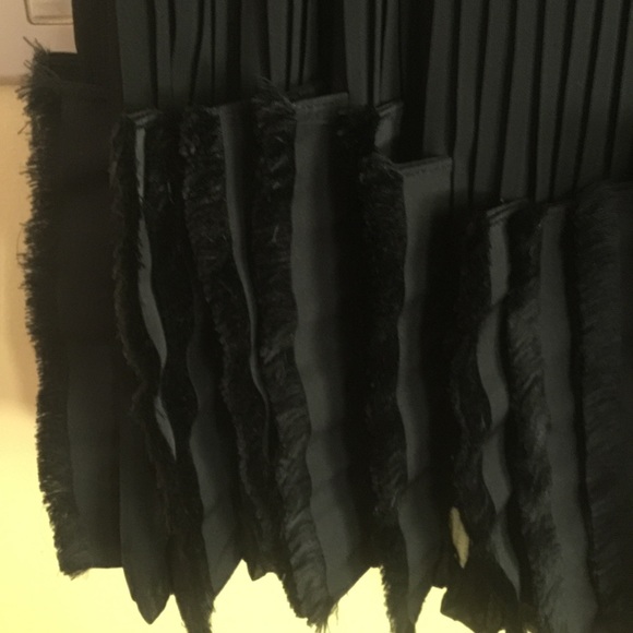 😍😍 Gorgeous LBD by BCBG - Picture 4 of 4