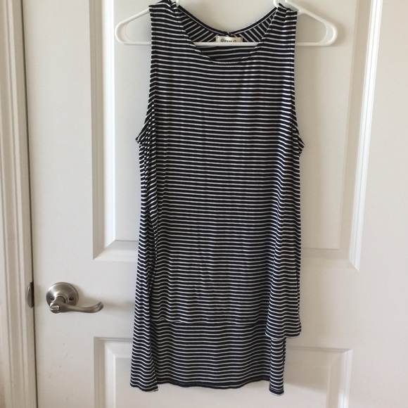 Nautical ginger g top.