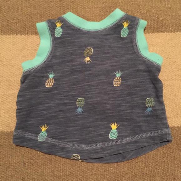⭐️Old Navy Pineapple Tank Top - Picture 2 of 3