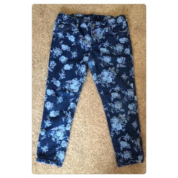 Floral Cropped Jeans