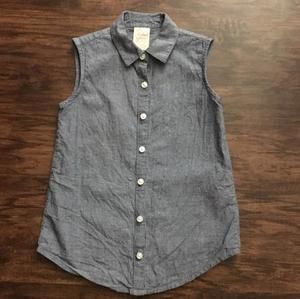 Girls sleeveless shirt