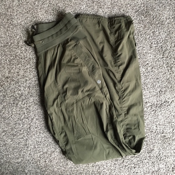 Lululemon studio pants size 6