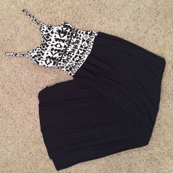 Charming Charlie Dresses & Skirts - Black and white maxi dress!