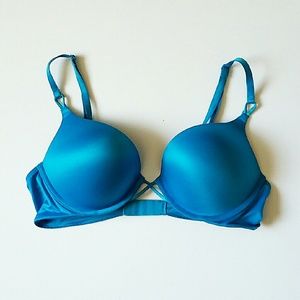 Victoria's Secret Bombshell Plunge Bra