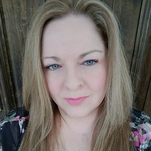 Meet your Posher, Marcia