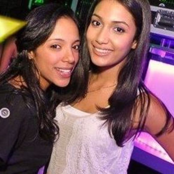 Meet your Posher, Leslie