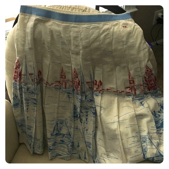 Tommy Hilfiger skirt