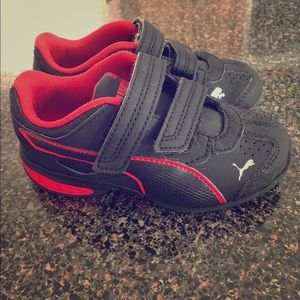 Toddler puma sneakers