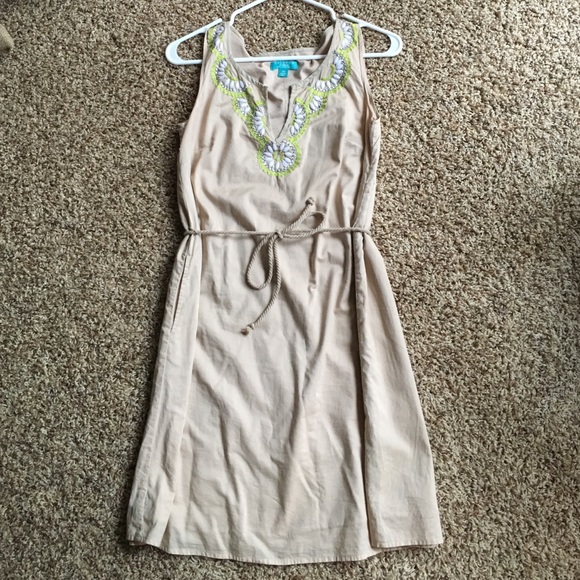 Perfect casual beachwear.