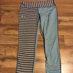 Under Armour all-season fitted leggings 💙💙