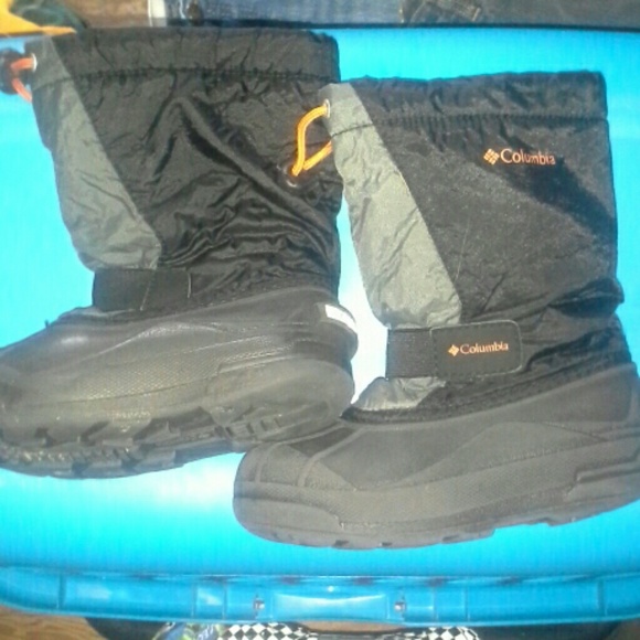Boys sz 13 Columbia winter boots