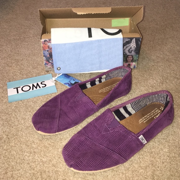 Tom's classic Plum Cord shoes size 7
