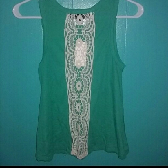 Flowy Tanks - Picture 4 of 4