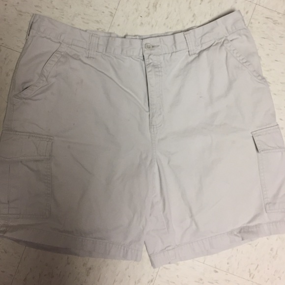 Croft & Barrow men's 42 khaki shorts