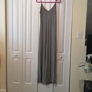 Maxi dress... worn a few times