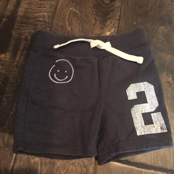 Gap shorts
