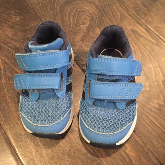 Adidas ortholite tennis shoes