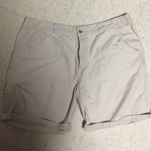 Savane men's khaki Bermuda shorts. Size 40