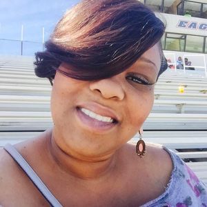 Meet your Posher, Kendra