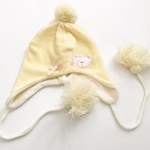 Italian winter hat.