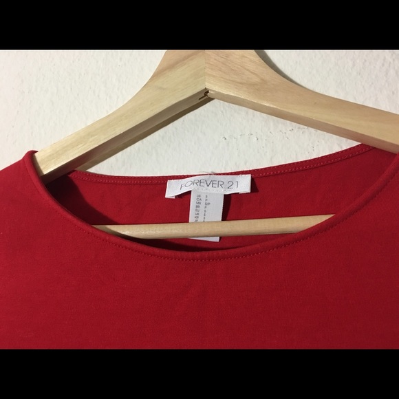 NWOT Forever21 Red Crop Top - Picture 2 of 2