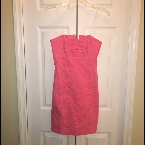 Lilly Pulitzer Dresses & Skirts - Lilly Pulitzer Coral Strapless Dress