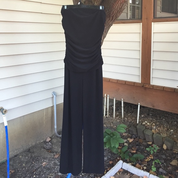 ⚫️💋 Black Strapless Jumpsuit 💋⚫️