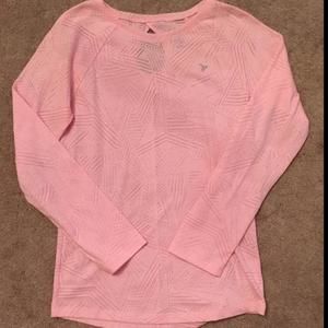 Old Navy Active dry fit long sleeve shirt. Pink. Youth Large