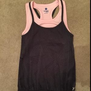 Old Navy Active dry fit bubble tank with built in sports bra. Youth L