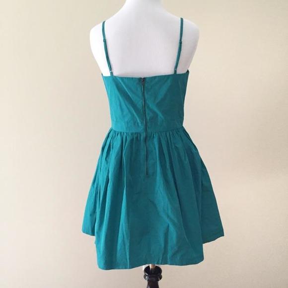 NWT!  BCBGeneration Cocktail Dress - Picture 3 of 4