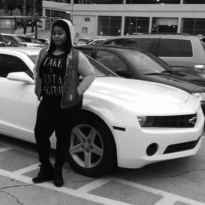 Meet your Posher, Gloria