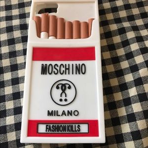 Moschino iPhone7 Case