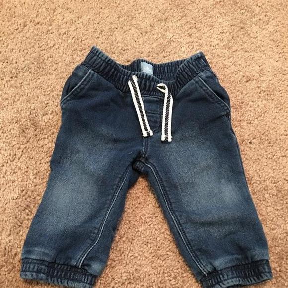 *adorable* super soft baby GAP jeans - Picture 1 of 2