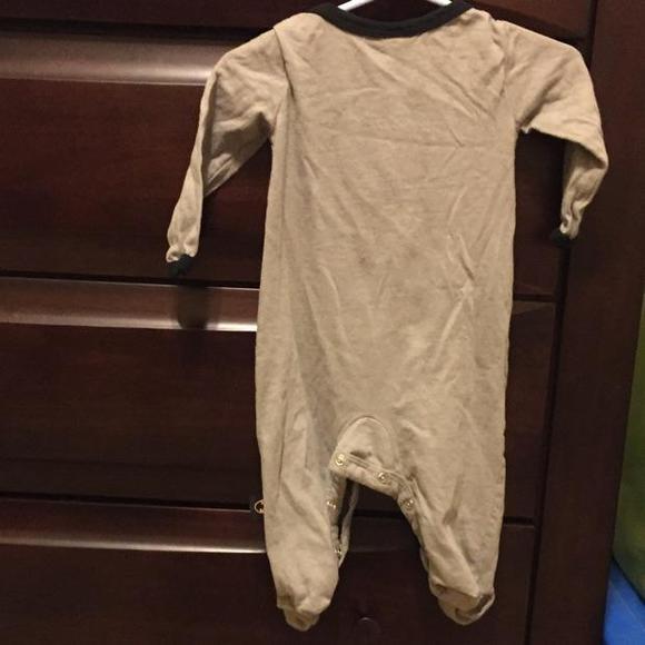 Batman footed sleeper - Picture 2 of 4