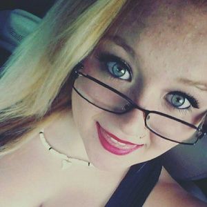 Meet your Posher, Justeen