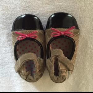 Soft sole ballet flats