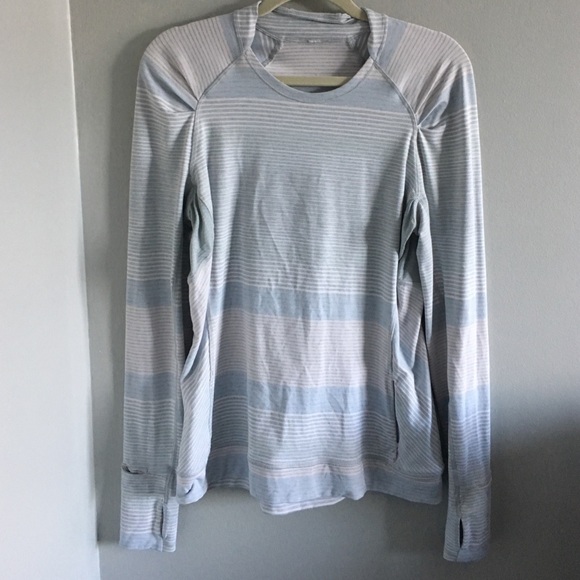 Lululemon running shirt