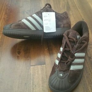Chocolate Suade Adidas 7.0