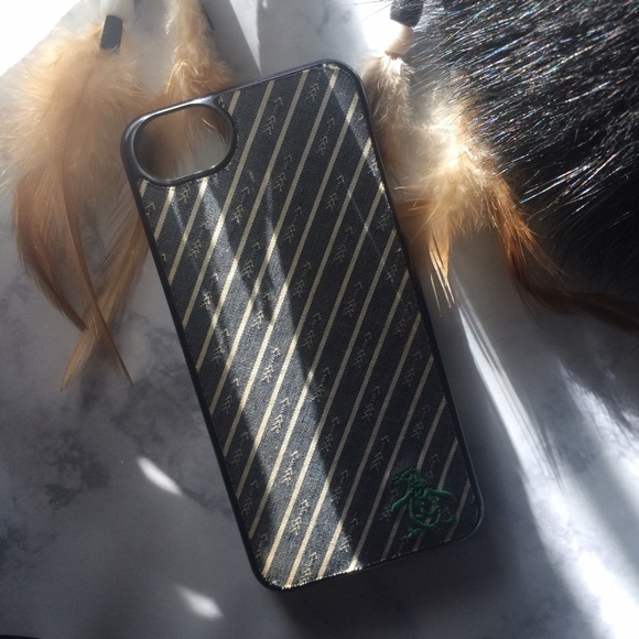 Minimalistic iPhone 5/5s/SE case