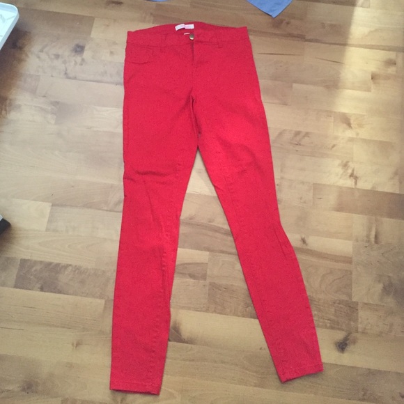 Red skinny jeggings