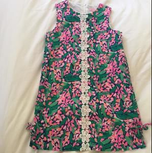 Lilly Pulitzer girls little Lilly classic Love Heart Pattern shift dress
