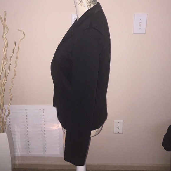 American Eagle jacket - box 3 - Picture 2 of 4