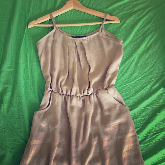 Beige spaghetti straps dress - Picture 1 of 2