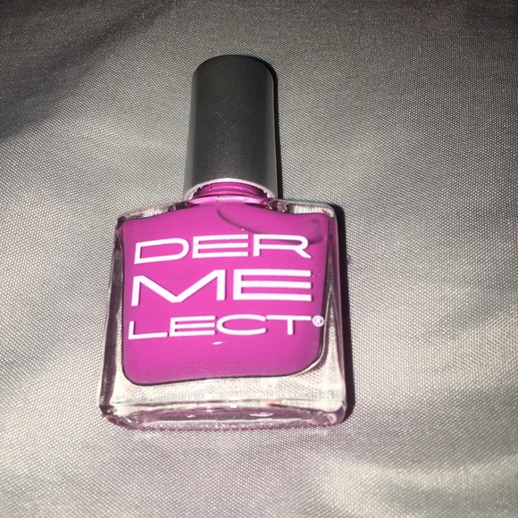 Dermelect nail polish