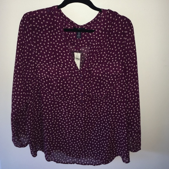Gap NWT heart blouse. Size XXL
