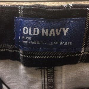 Pants - Old Navy Pixie pants Pants - Old Navy Pixie pants